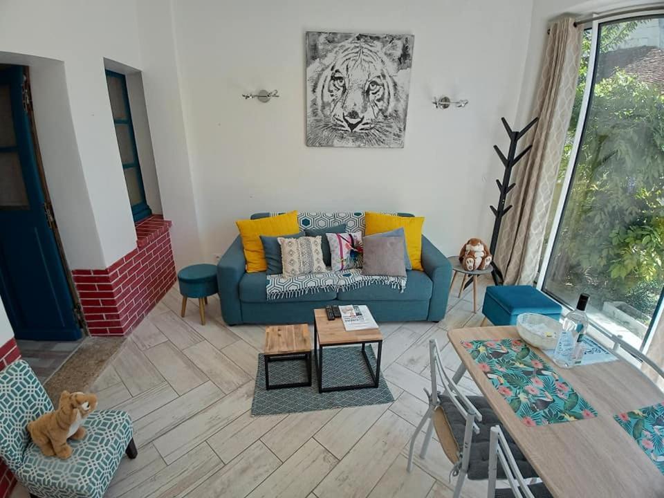 Gite Ozoo Saint-Aignan  Exteriör bild